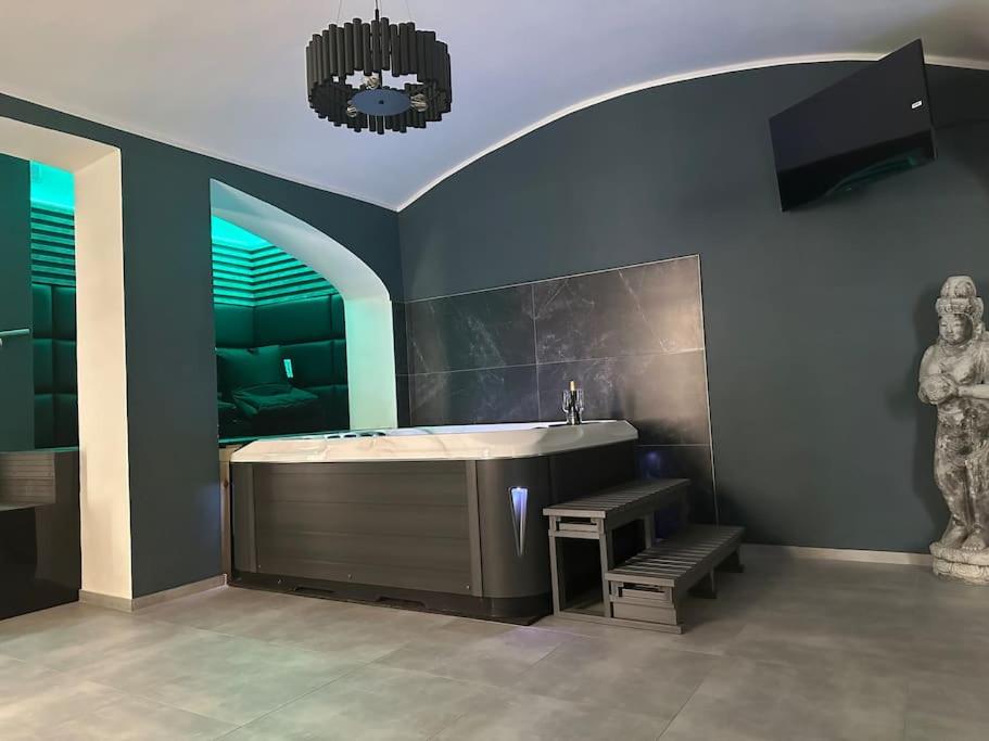 Offspa Privátní Wellness Praha 3 s Privátní Vířivkou